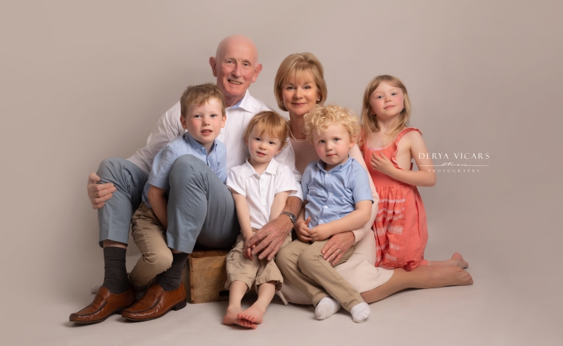 Family-Portrait-Grandchildren-Mothers-Day-Cheshire-North-Wales
