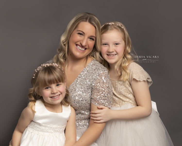 Mother-and-Daughters-Portrait-Sessions-Cheshire-West-Ellesmere-Port-Bebington-Wirral