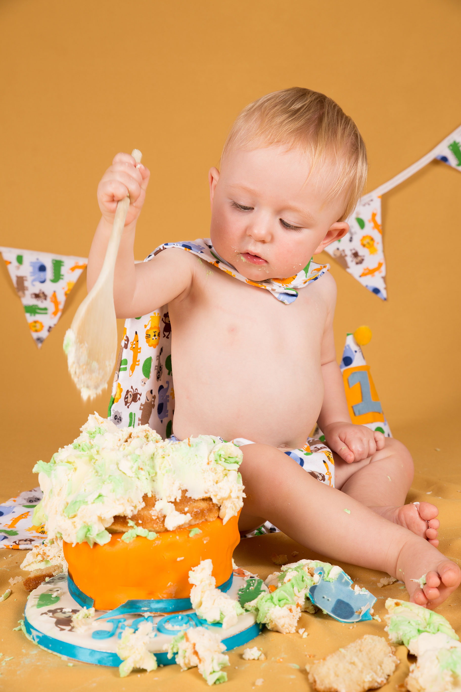 Cake Smash and Splash Derya Vicars Photography Wirral